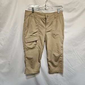 COLUMBIA Women's Beige Shorts Size 6 OMNI SHIELD ADVANCED REPELLENCY 18L